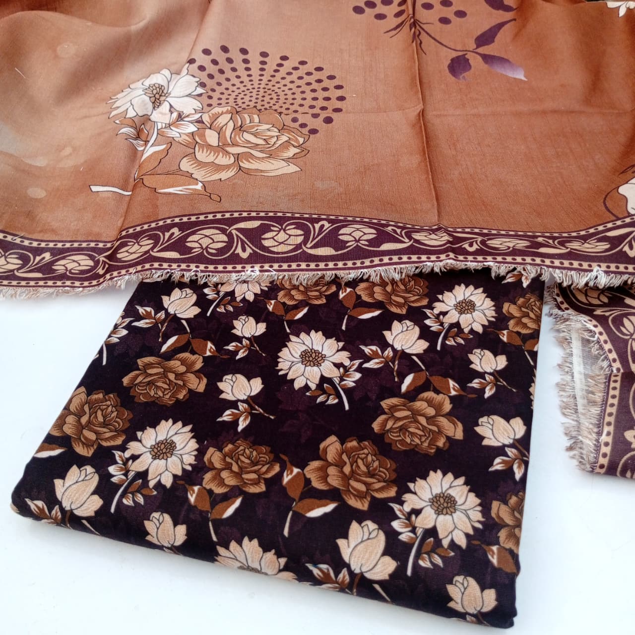 3 Piece Unstitched Khaddar Suit for Women, Premium Khaddar - Image 3